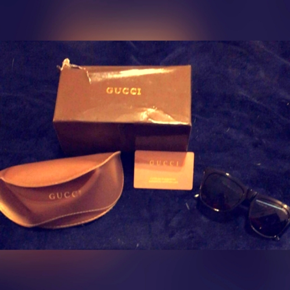 Guccie sunglasses